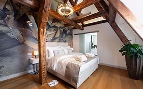 Old Royal Post Boutique Hotel & Premium Suites